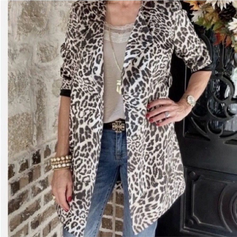 CAbi Leopard Print Women's Blazer